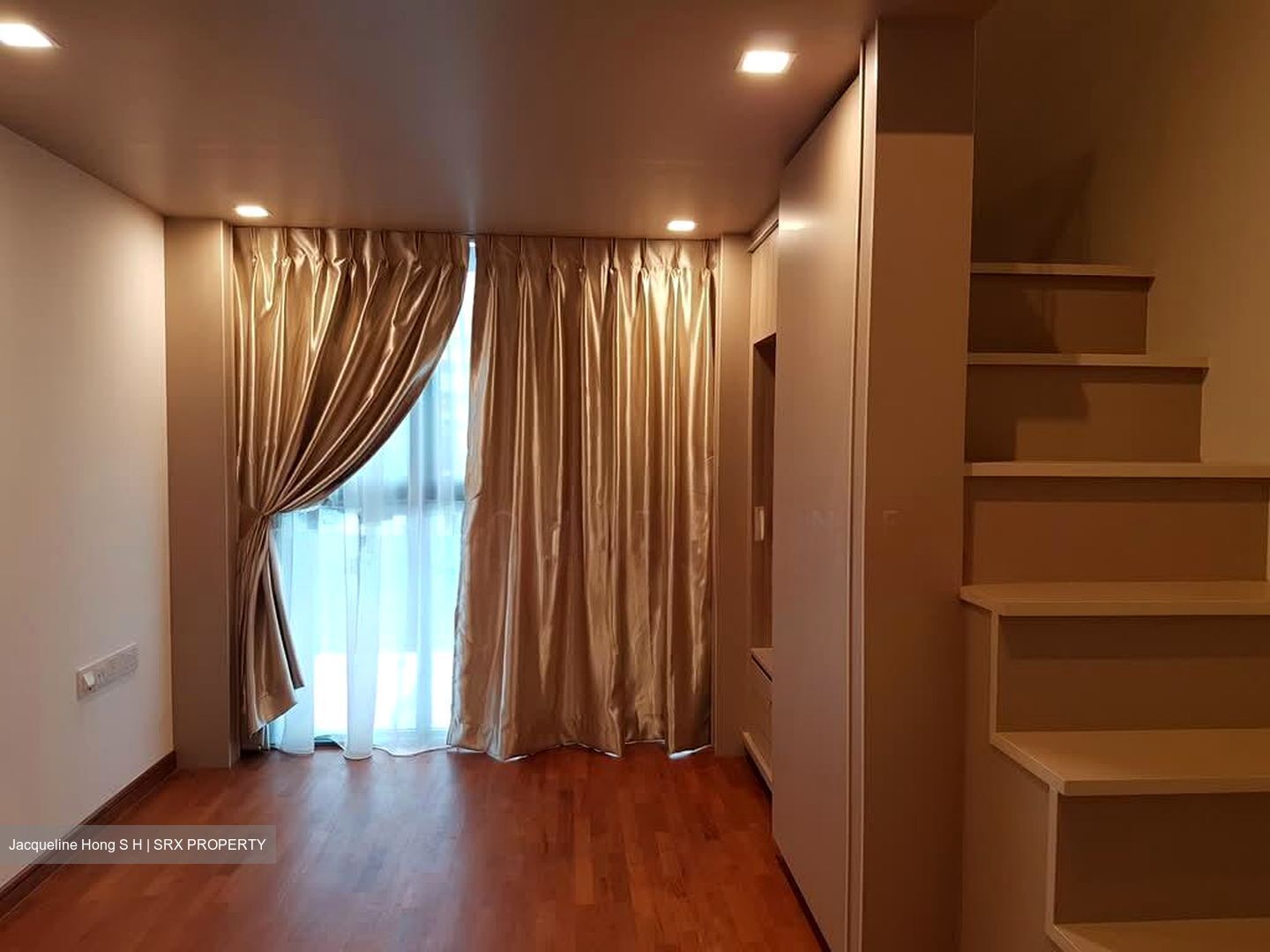 J Gateway (D22), Condominium #556929081